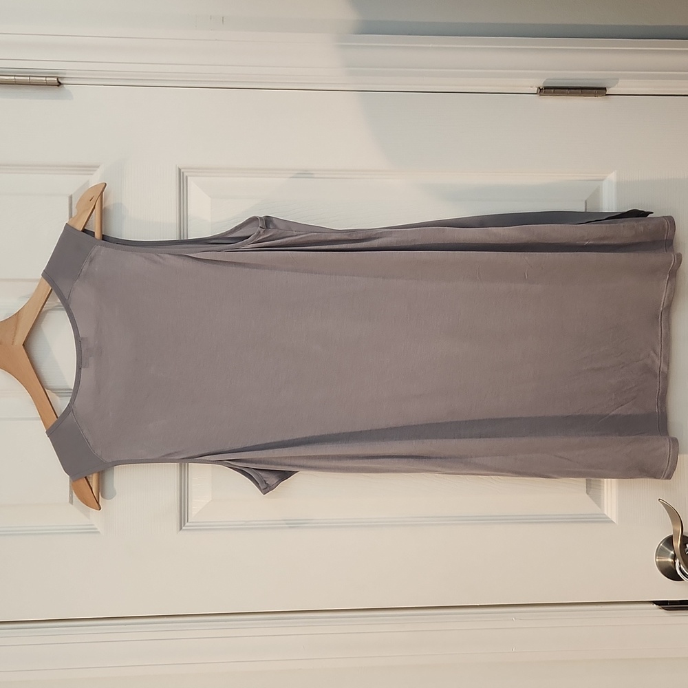 Express Tank Top - Picture 5 of 6